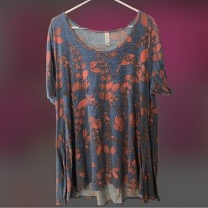 LuLaRoe 2XL Irma Light Blue Tropical Print Soft Tee Blouse High Lo Hem